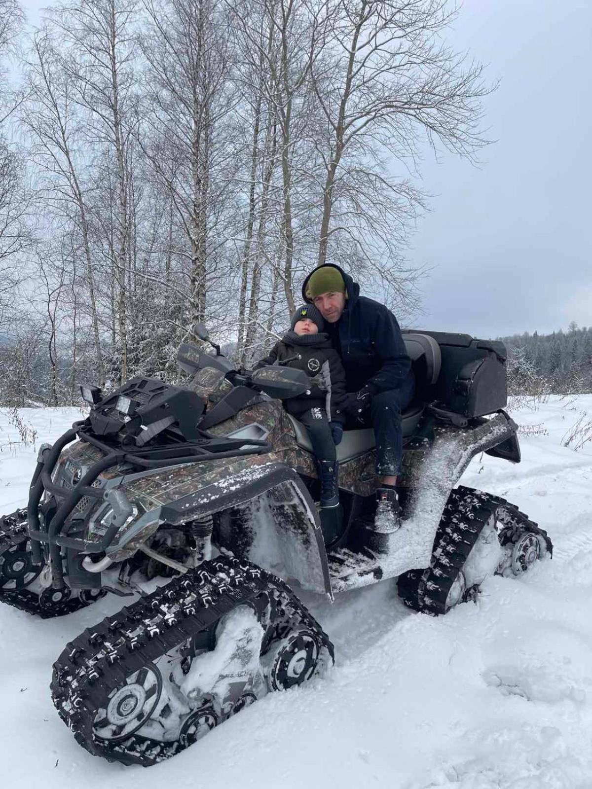 ホテル Georgiy オリアウチック エクステリア 写真